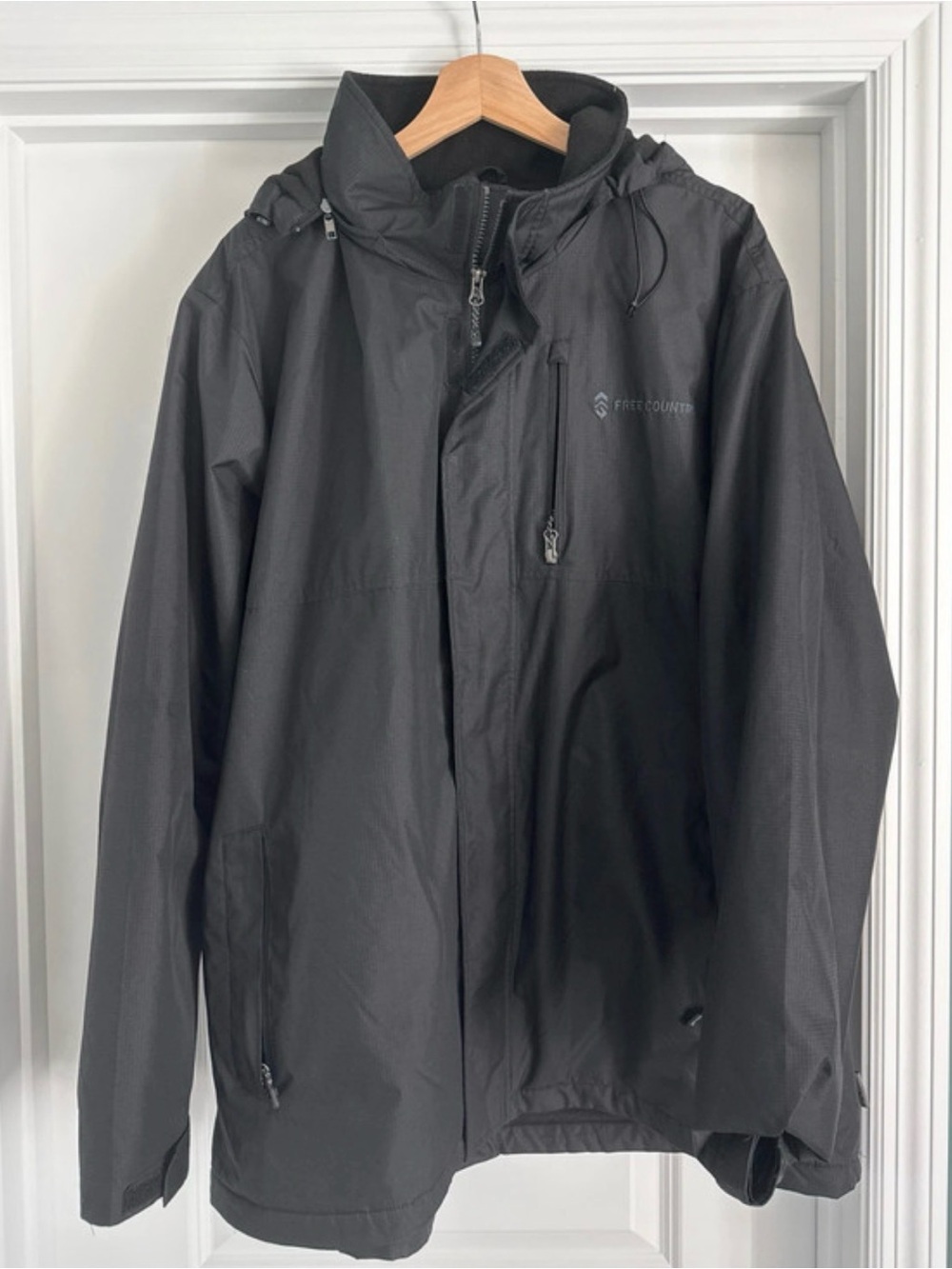 Free Country Men's Black Hooded Raincoat with Zip Front